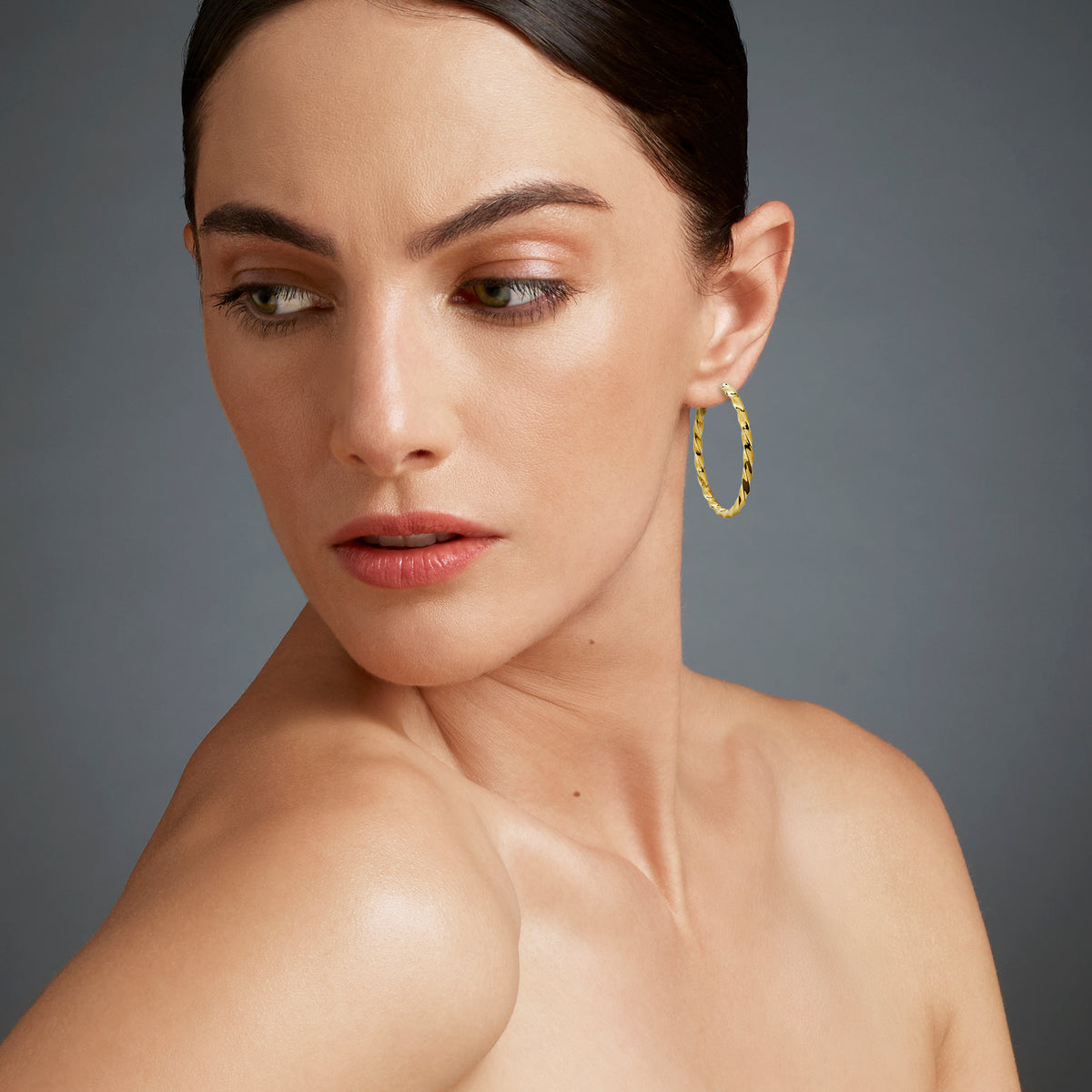 VESPER GOLD HOOP EARRINGS