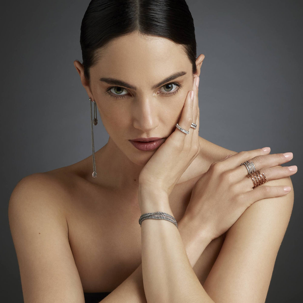 VESPER V DIMAOND AND PLATINUM RING